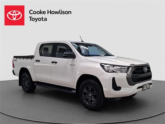 Toyota Hilux SR 2.8L 4WD Manual 2021