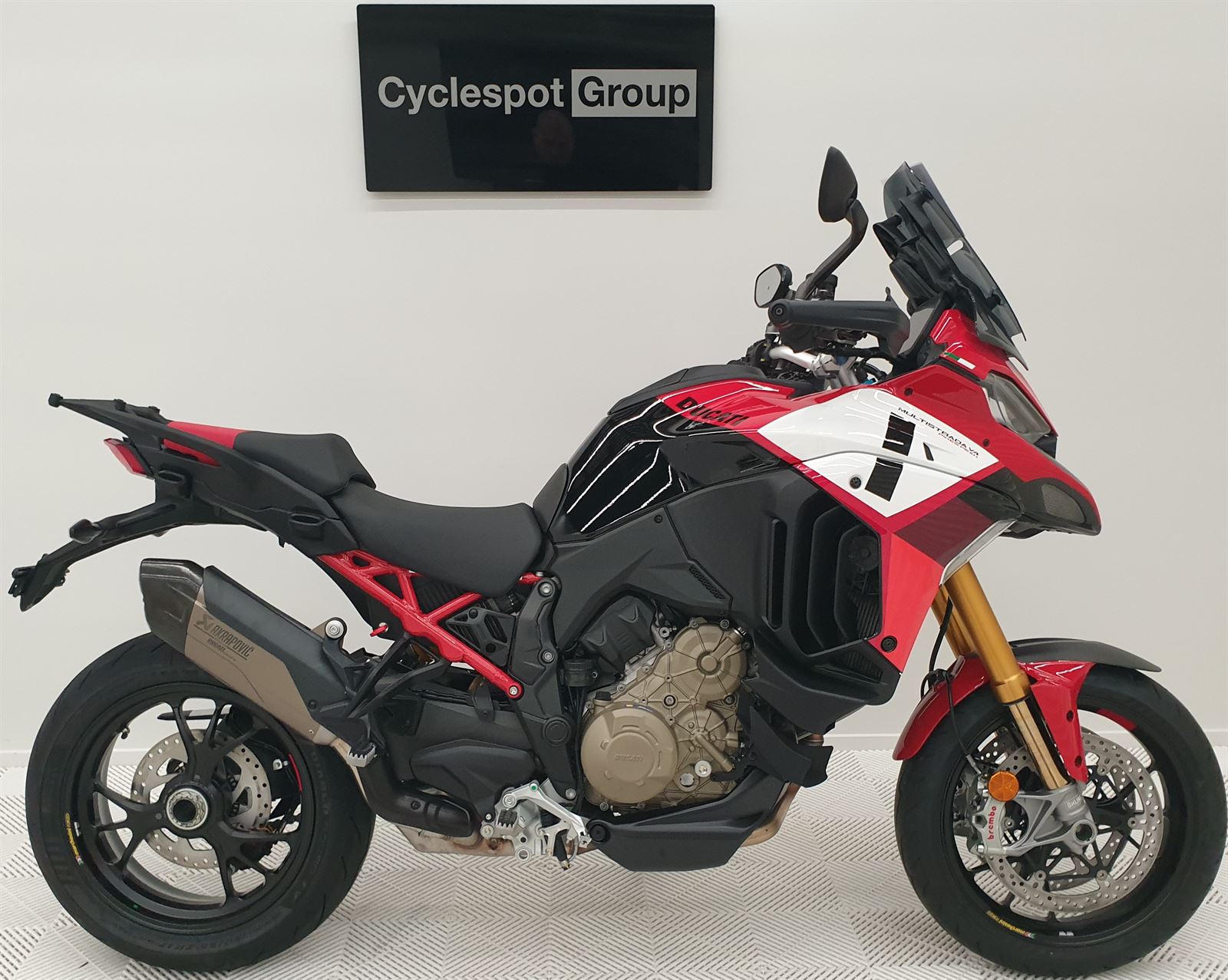 Ducati Multistrada V4 Pikes Peak - Pre Order Now !!! 2023 - The best ...