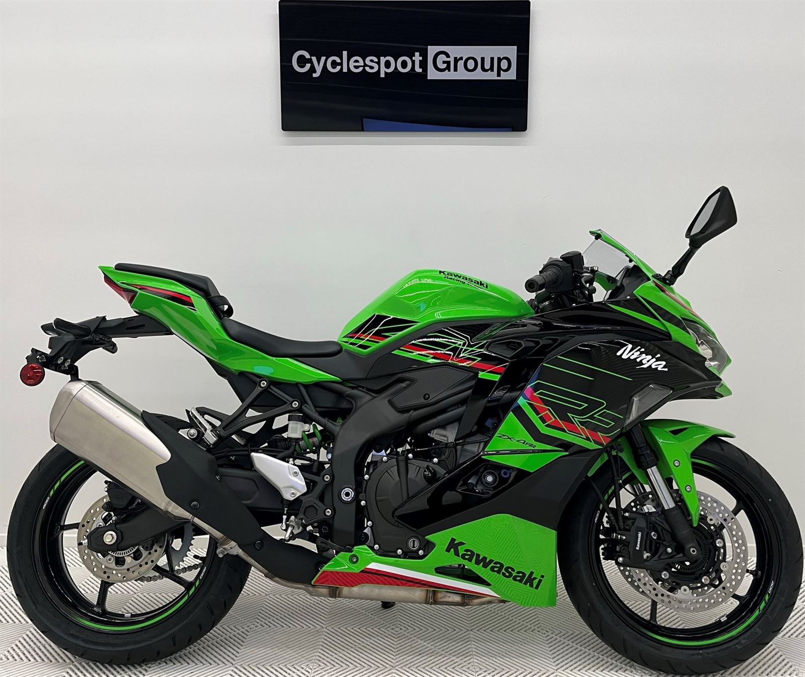 Kawasaki ZX4RR IN STOCK NOW !!! 2024 The best site for Motorbikes