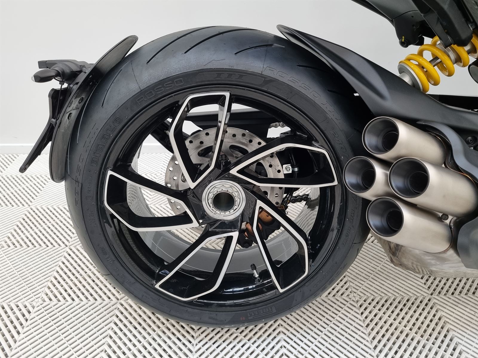 Ducati Diavel V4 - IN STOCK NOW !!! SAVE $1500 2025 - The best