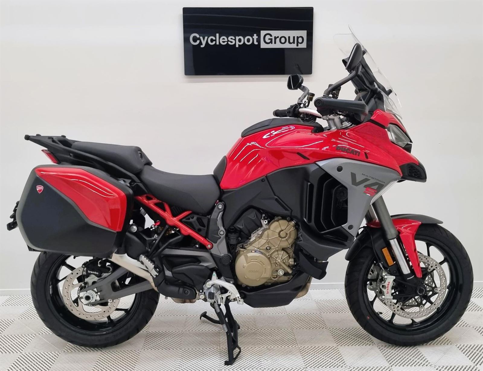 Ducati Multistrada V4S TOURING 2021 - Cyclespot Leading Motorcycle