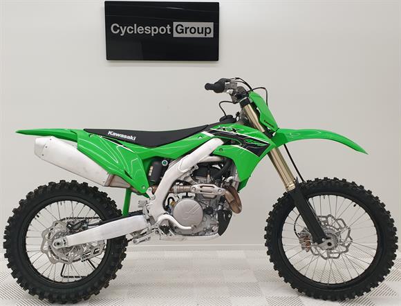 Kawasaki KX450 - SAVE $2,300 - IN STOCK NOW !!! 2023