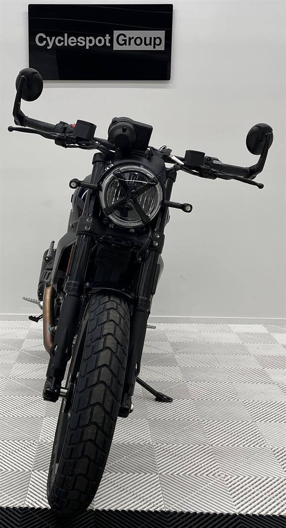 New Ducati Scrambler NEW NIGHTSHIFT