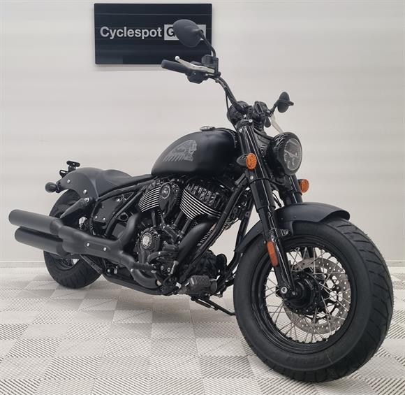 New Indian Chief BOBBER DARK HORSE - SAVE $3,000 !!!