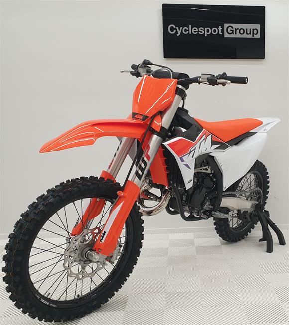 New KTM 125SX SAVE $2,770 !!!