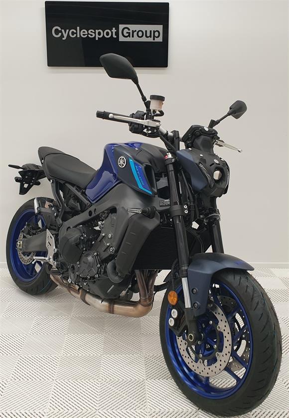 New Yamaha MT-09 IN STOCK NOW !!! SAVE $1,700 !!!