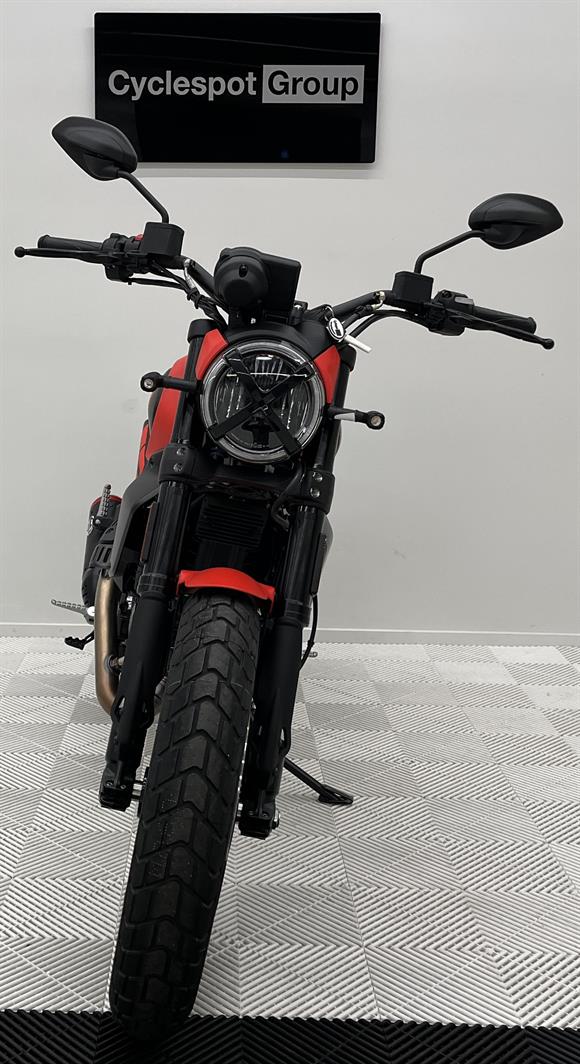 New Ducati Scrambler NEW FULL THROTTLE - IN STOCK NOW !!!