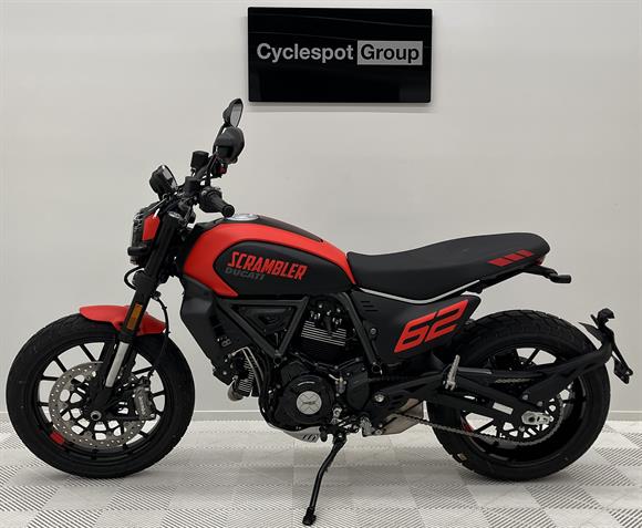 New Ducati Scrambler NEW FULL THROTTLE - IN STOCK NOW !!!