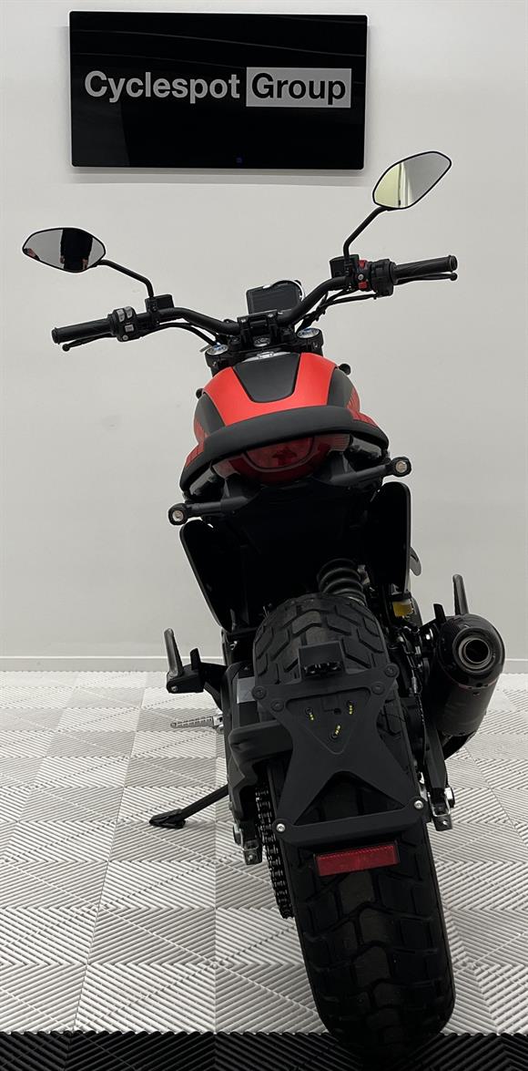 New Ducati Scrambler NEW FULL THROTTLE - IN STOCK NOW !!!