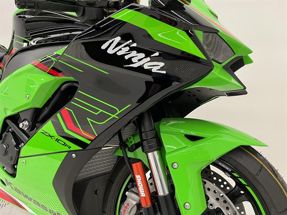 New Kawasaki ZX10R AKRAPOVIC slip on exhaust INCLUDED -  IN STOCK NOW !!!