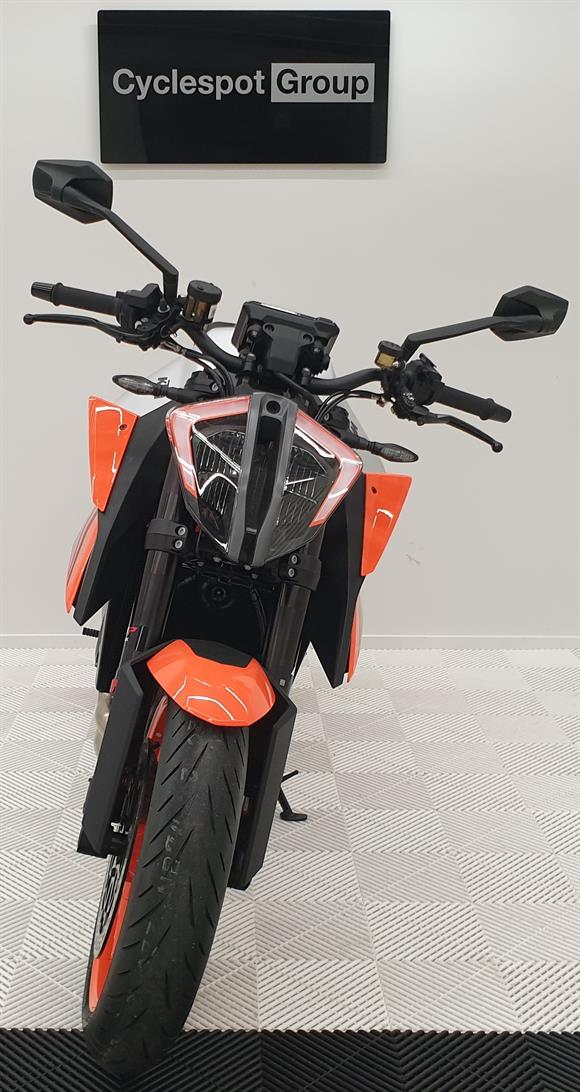 New KTM 1290R SAVE $8,700 !!!