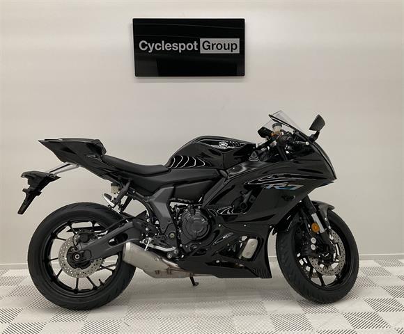 New Yamaha YZF-R7 High Output - SAVE $1,600