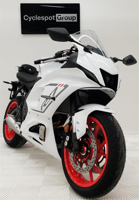 New Yamaha YZF-R7 High Output - SAVE $1,600