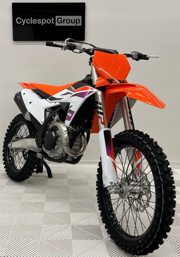 New KTM 450SX-F SAVE $1,850 !!!