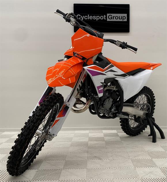 New KTM 125SX SAVE $1,700 !!!