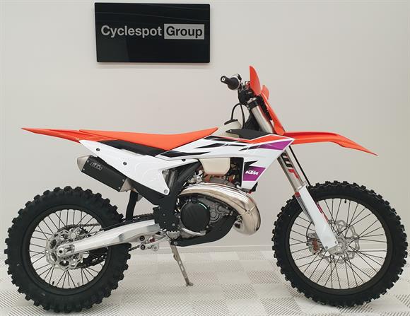 KTM 300XC SAVE $1,080 !!! 2024