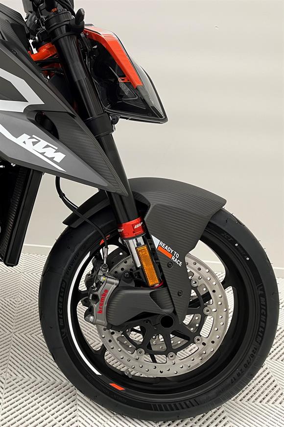 New KTM 1290R RR - AVAILABLE TO ORDER - SAVE $9,500 !!!