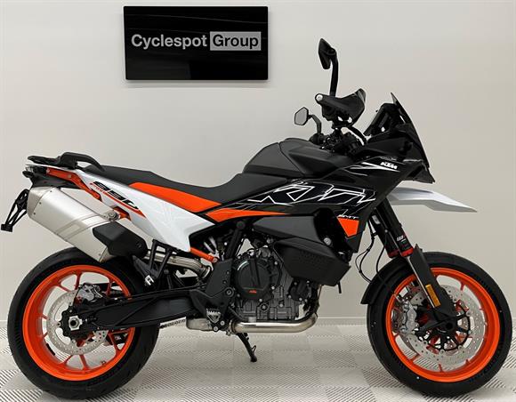 KTM 890 SMT - SAVE $6,400 !!! 2023