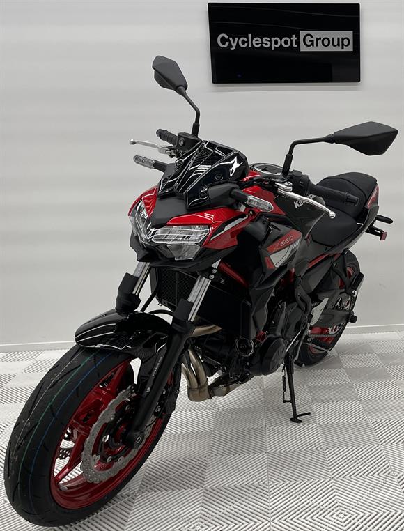 New Kawasaki Z650 SAVE $1000  - IN STOCK NOW !!!