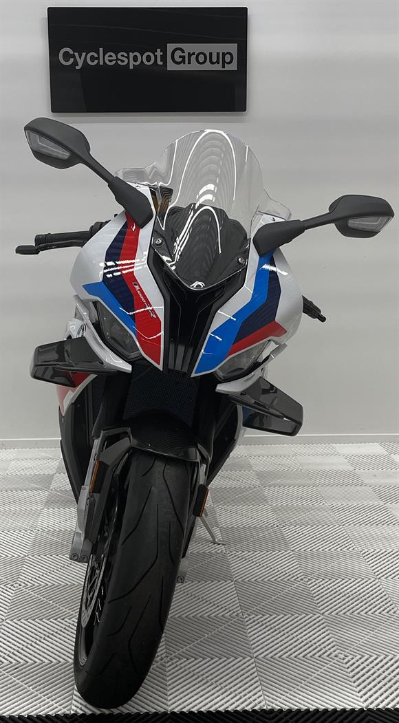 2022 BMW M1000RR Why buy a new S1000RR M, when you can own this M1000RR for less!!