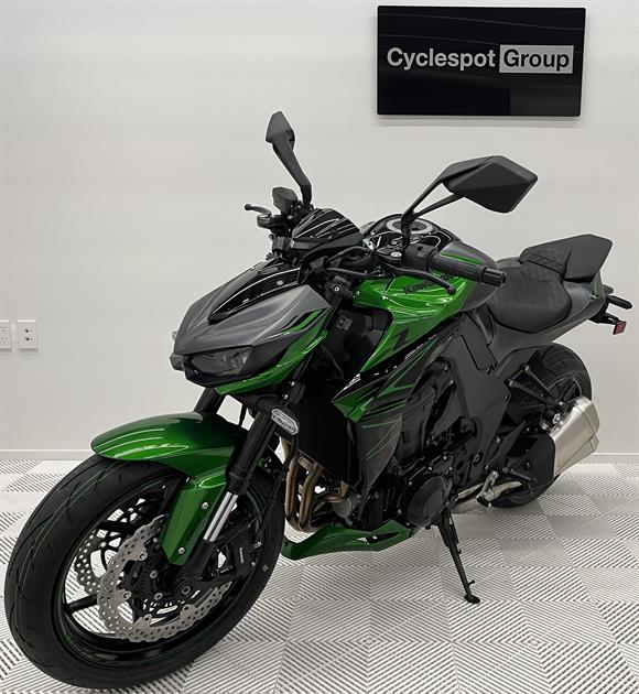 New Kawasaki Z1000 IN STOCK NOW !!! SAVE $1,496