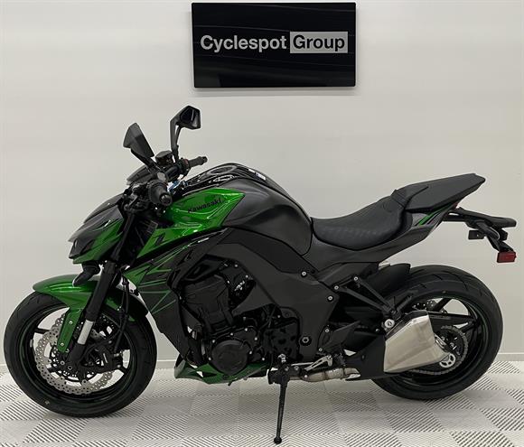 New Kawasaki Z1000 IN STOCK NOW !!! SAVE $1,496