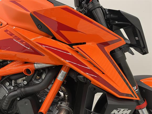 New KTM 1390 SD R - SAVE $2,700 !!!