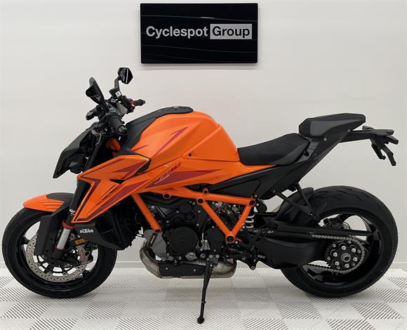 New KTM 1390 SD R - SAVE $2,700 !!!