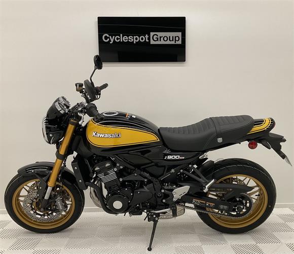 New Kawasaki Z900RS YELLOW BALL