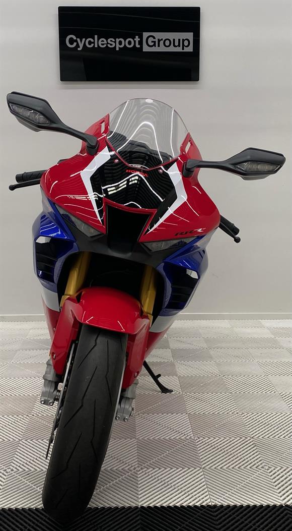 2021 Honda CBR1000RR-R FIREBLADE