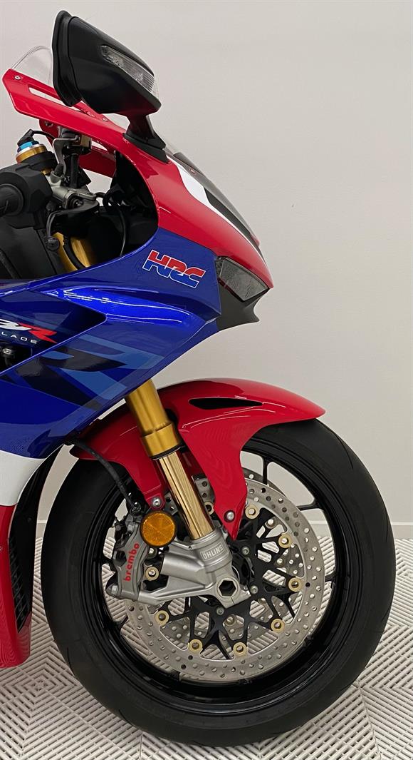 2021 Honda CBR1000RR-R FIREBLADE