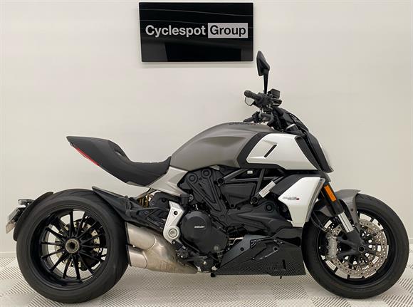 Ducati Diavel 1260 2021