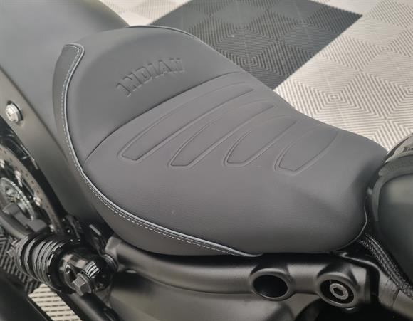 New Indian Scout Bobber - Limited + Tech