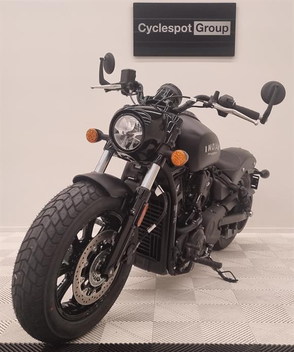 New Indian Scout Bobber - Limited + Tech