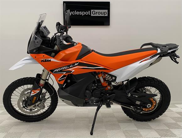 New KTM 890 Adventure R Rally - SAVE $4,000 !!!