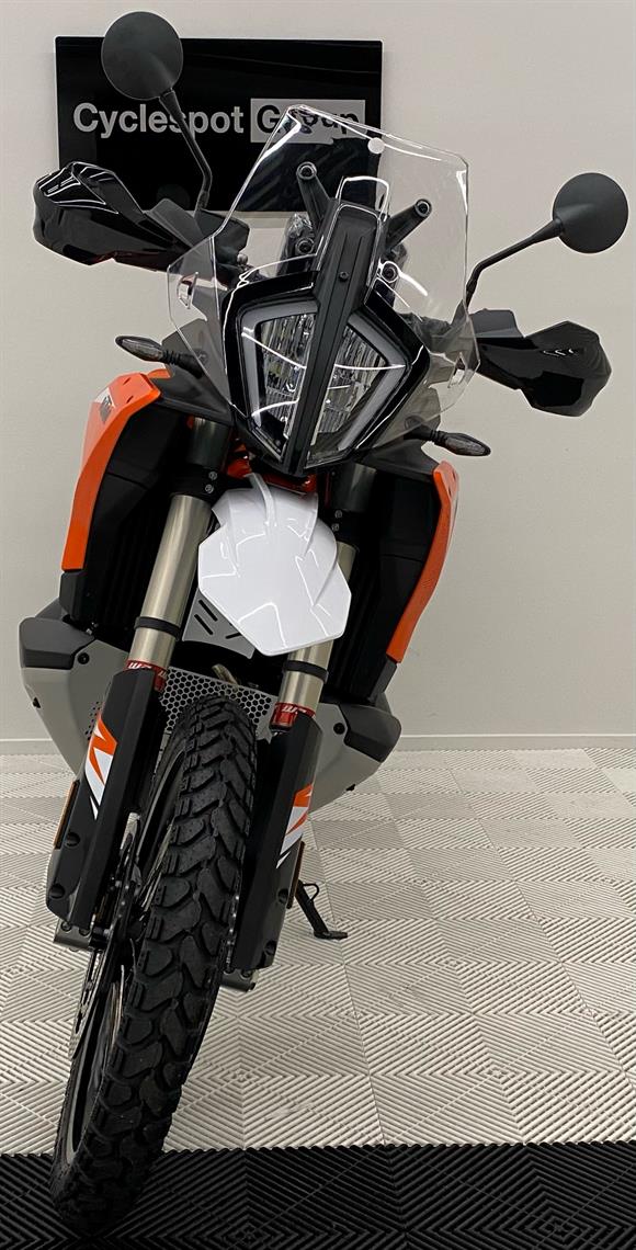 New KTM 890 Adventure R Rally - SAVE $4,000 !!!