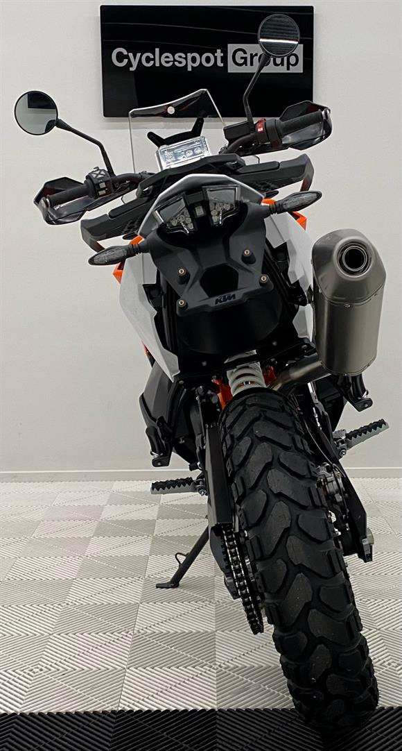 New KTM 890 Adventure R Rally - SAVE $4,000 !!!