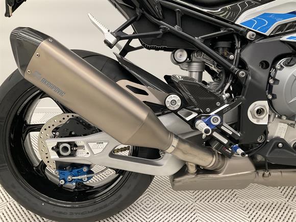 2022 BMW M1000RR