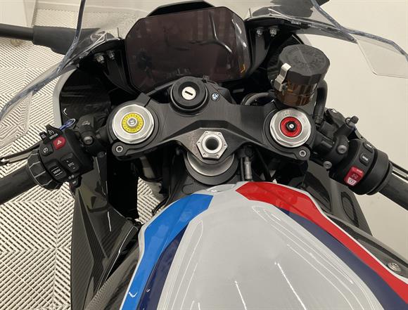 2022 BMW M1000RR