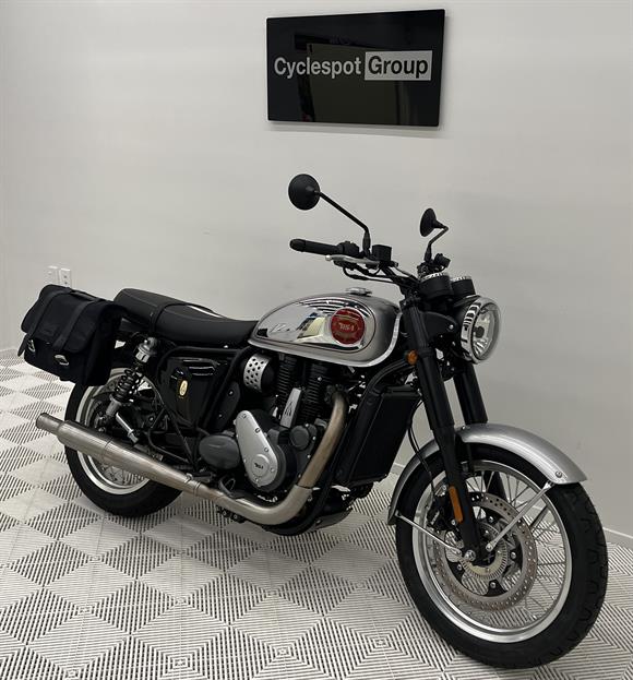 New BSA Goldstar IN STOCK NOW !!! - SILVER DAWN