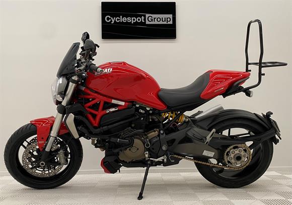 2015 Ducati Monster 1200