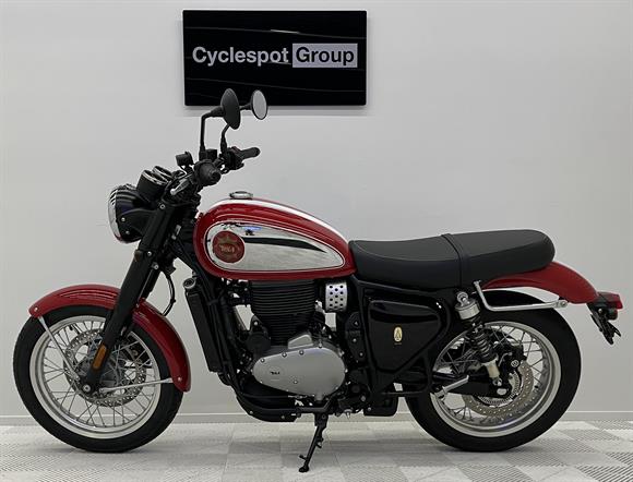 New BSA Goldstar IN STOCK NOW !!! -