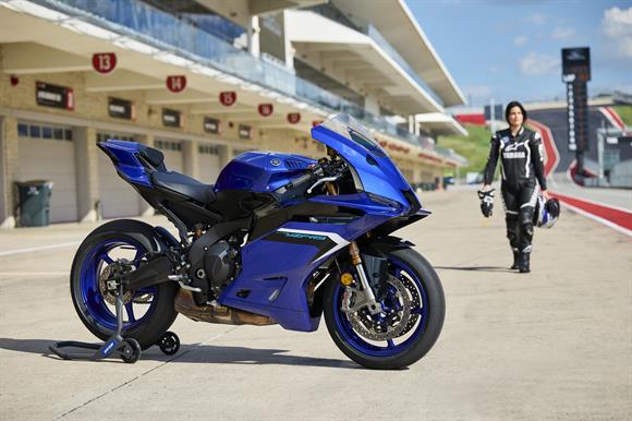 New Yamaha YZF R9