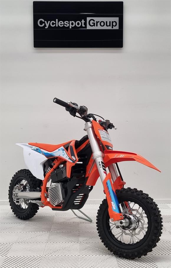 New KTM SX-E3 3.9kW - SAVE $1,350 !!!