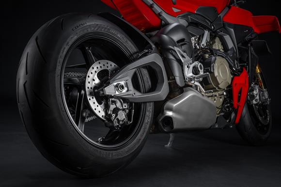 New Ducati Street Fighter V4