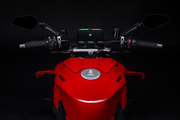 New Ducati Street Fighter V4