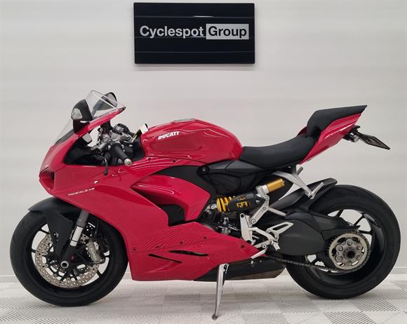 2022 Ducati Panigale V2