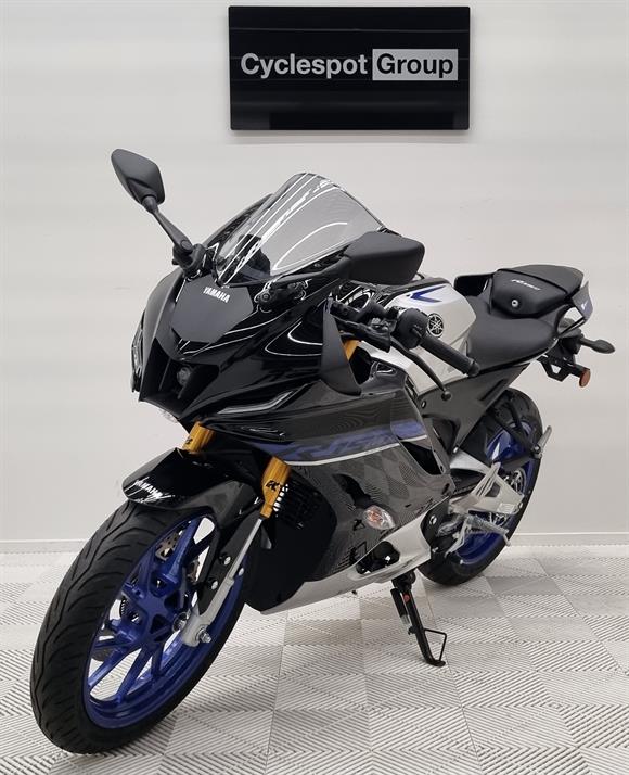 New Yamaha YZF-R15