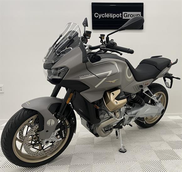 2024 Moto Guzzi V100 Mandello Aviazione Navale