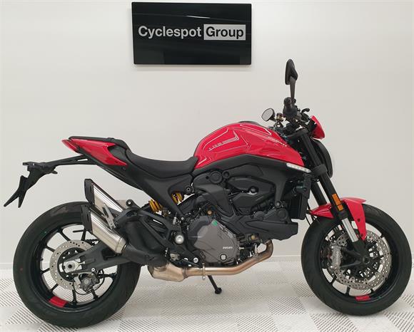 Ducati Monster PLUS 2023